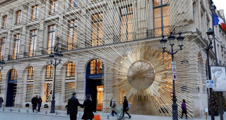 Borsada L&uuml;ks Şok: Hisselerde B&uuml;y&uuml;k D&uuml;ş&uuml;ş