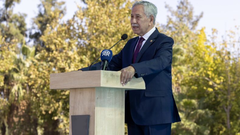 B&uuml;lent Arın&ccedil;'tan uyuşturucu uyarısı: Mevcut tablo endişe verici