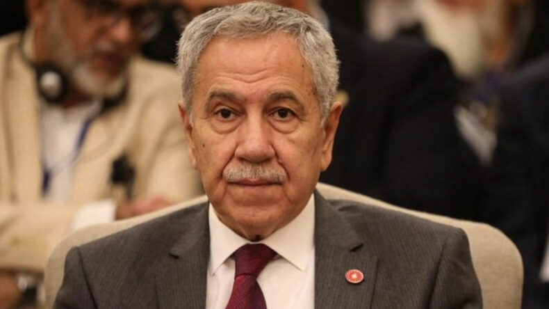 B&uuml;lent Arın&ccedil;&rsquo;tan AKP&rsquo;nin vekil transferlerine ilişkin &ccedil;arpıcı a&ccedil;ıklamalar