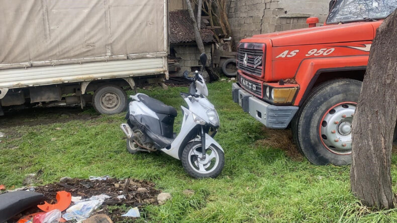 &Ccedil;alamadıkları Motosiklete Zarar Verip Ka&ccedil;tılar