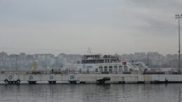 &Ccedil;anakkale Boğazı İki Y&ouml;nl&uuml; Gemi Trafiğine Kapatıldı