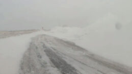 &Ccedil;ığ D&uuml;şmesi Nedeniyle Yol Trafiğe Kapandı