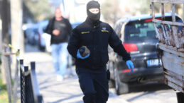 &Ccedil;ocuk Parkında Patlayıcı Maddeler Tespit Edildi