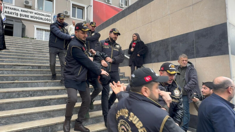 &Ccedil;&ouml;p Konteynerinde Bulunan Kadın Cesediyle İlgili 3 Ş&uuml;pheli Adliyeye Sevk Edildi