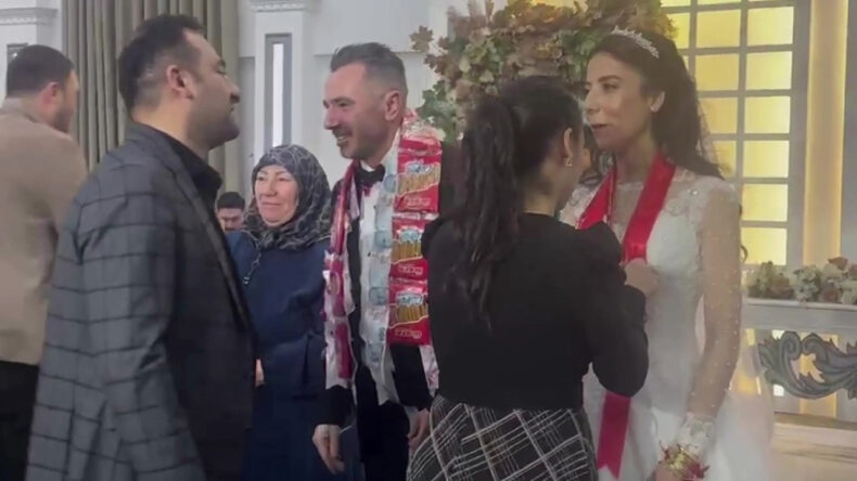 &Ccedil;ubuk Kraker ile Damat Şaşırttı