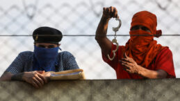 Cezaevi İsyanları: 7 Polis Hayatını Kaybetti, 30 G&uuml;nl&uuml;k Sıkıy&ouml;netim İlan Edildi