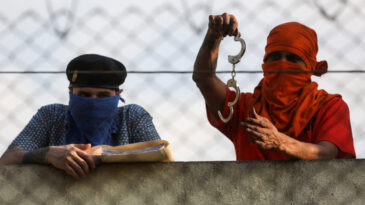 Cezaevi İsyanları: 7 Polis Hayatını Kaybetti, 30 G&uuml;nl&uuml;k Sıkıy&ouml;netim İlan Edildi