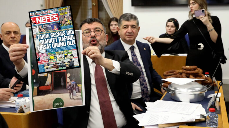 CHP NEFES'in Manşetini Paylaştı, AKP'li Vekil: "Ben Yiyorum" Dedi