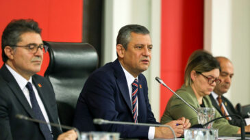 CHP'de Yılın İlk Parti Meclisi Toplantısı Ger&ccedil;ekleşti