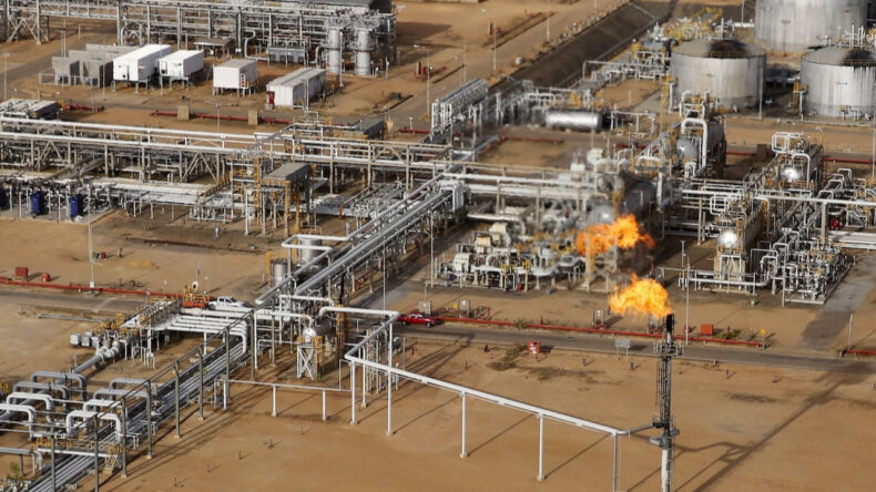 CNN: ABD'li Petrol Şirketleri Venezuela'ya Temkinli Yaklaşıyor