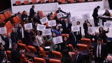 DEM Parti'den Meclis'te Suriye Tepkisi