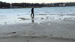 Deniz Kıyıdan 50 Metre Uzaklaştı, Adacıklar Belirginleşti