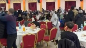 Depreme D&uuml;ğ&uuml;n Esnasında Yakalandılar