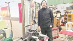 Dinlenmeye Hasret Kaldılar