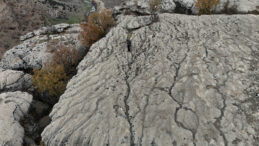 Diyarbakır'da 20 Bin Yıllık Doğa Harikası: Minyat&uuml;r Ortaya &Ccedil;ıktı
