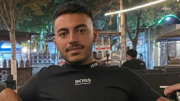Duş Almaya Girdi, Cenazesi &Ccedil;ıktı