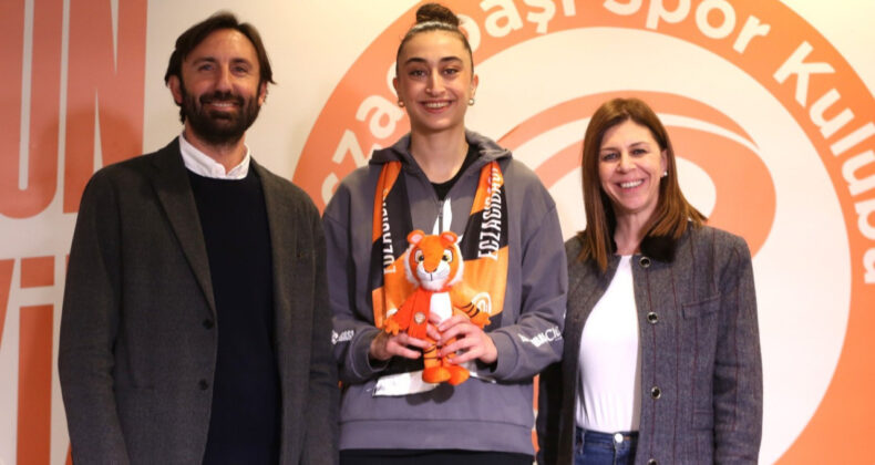 Eczacıbaşı Dynavit, Elif Şahin ile S&ouml;zleşme Uzattı