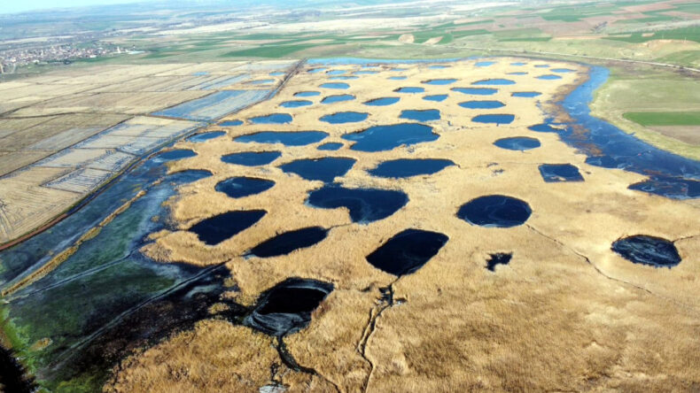 Edirne'de Soğuklar Hız Kesmedi: Tunca Nehri Buz Kesti