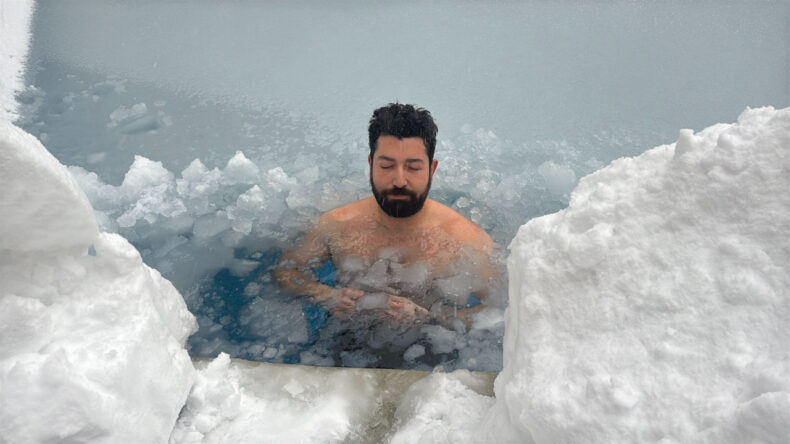 Eksi 10 Derecede Buz Banyosu