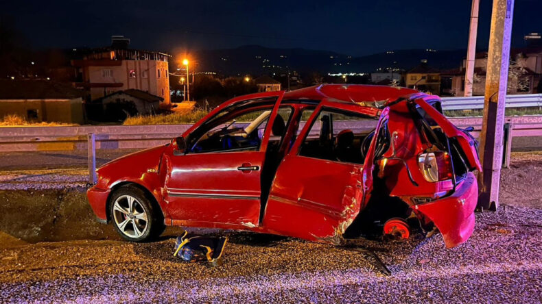 Elektrik Direğinde Trajik Kaza: Bir Aile Hayatını Kaybetti