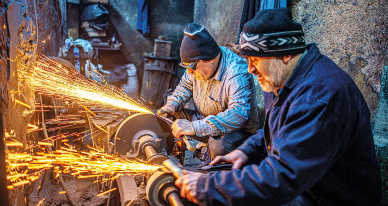 Emekli, Ge&ccedil;im İ&ccedil;in 64 Bin Lira Talep Ediyor