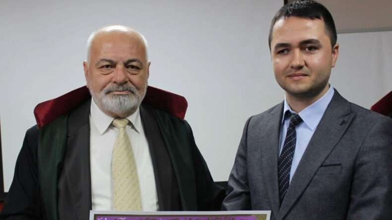 Emekli Olamadı, Avukatını Vurdu