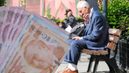 Emeklilerin 'Eşit Zam' Talebi