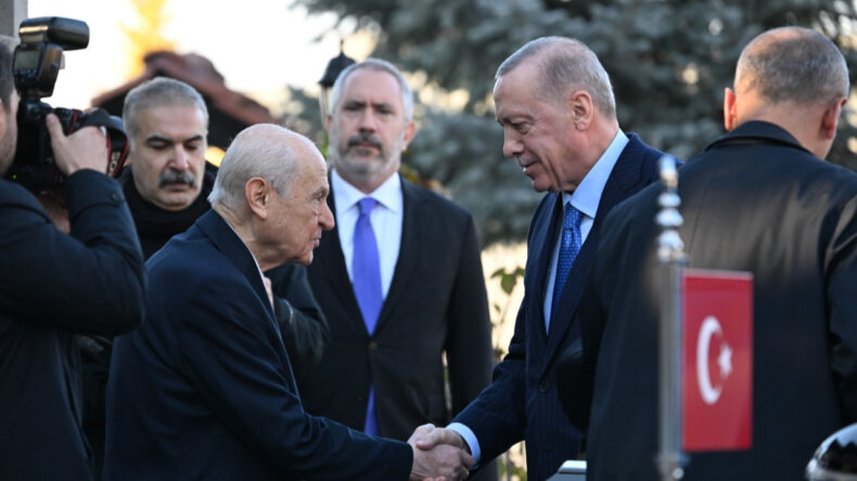 Erdoğan ve Bah&ccedil;eli'den S&uuml;rpriz Zirve