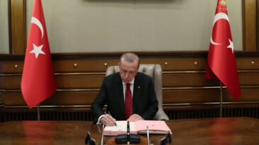 Erdoğan'ın Faaliyetleri Kitap Haline Geliyor