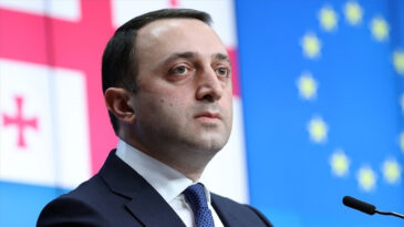 Eski Başbakan Hapis Cezasına &Ccedil;arptırıldı