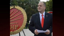 Eski CHP İl&ccedil;e Başkanı Ofisinde Hayatını Kaybetti