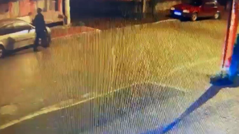 Eski Sevgilisinin Evine Uyuşturucu Bırakıp Polisi Aradı