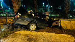 Feci Kaza: Otomobil Hurda Yığınına D&ouml;n&uuml;şt&uuml;