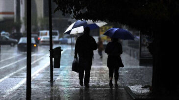 Fırtına ve Kuvvetli Yağış Uyarısı: Meteoroloji'den &Ouml;nemli A&ccedil;ıklamalar