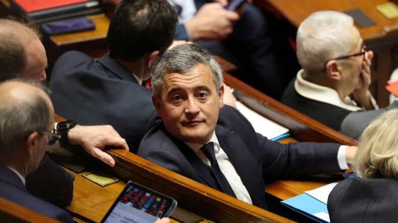 Fransa'nın Adalet Bakanı: Yasal G&ouml;&ccedil; 2-3 Yıl Durdurulmalı