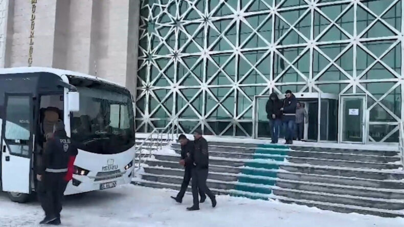 Fuhuş Operasyonunda 20 G&ouml;zaltı: 21 Kadın Kurtarıldı