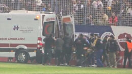 Galatasaray Ma&ccedil;ından &Ouml;nce Bir Taraftar Trib&uuml;nden D&uuml;şt&uuml;