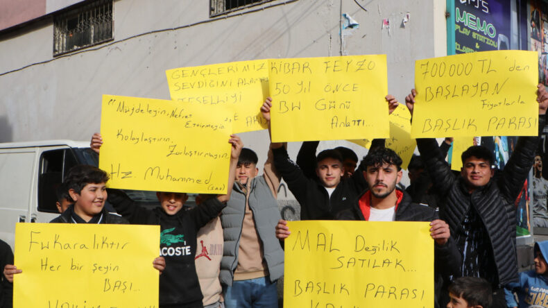 Gen&ccedil;ler Tepki G&ouml;sterdi, Eylem D&uuml;zenledi: 700 Bin TL'den Başlıyor