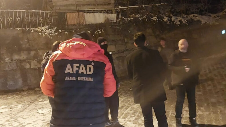 Gıj Gıj Tepesi&rsquo;nde kaybolan 3 lise &ouml;ğrencisini AFAD buldu