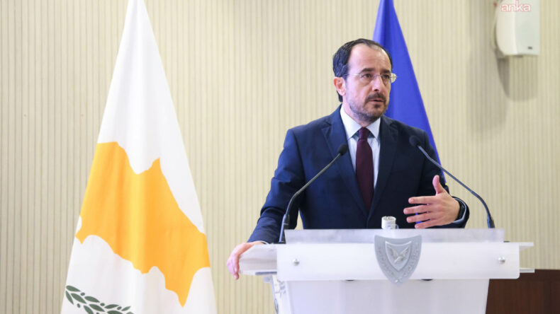 G&uuml;ney Kıbrıs'taki Yolsuzluk Skandalıyla İlgili Şok Edici İddialar