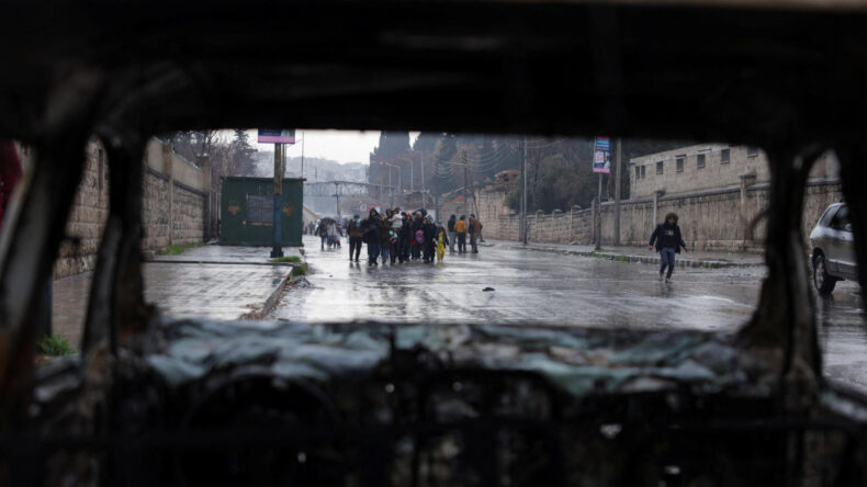 Halep'te Patlama Sesleri Y&uuml;kseliyor