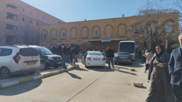 Hastanede Silahlar Patladı: 1 &Ouml;l&uuml;, 4 Yaralı
