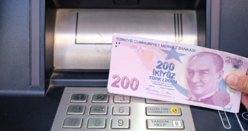 Havale ve EFT &Uuml;cretlerine Zam Yapıldı