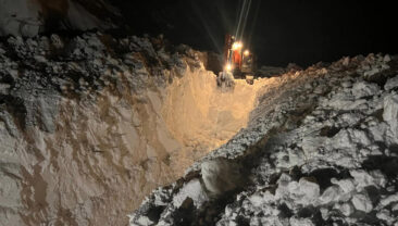 İki ilde bazı eğitim kurumlarında eğitime 1 g&uuml;n ara