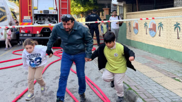 İlkokulda Yangın Meydana Geldi, Eğitime İki G&uuml;n Ara Verildi
