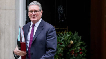 İngiltere Başbakanı: Trump'a Danimarka'nın yanındayız dedim