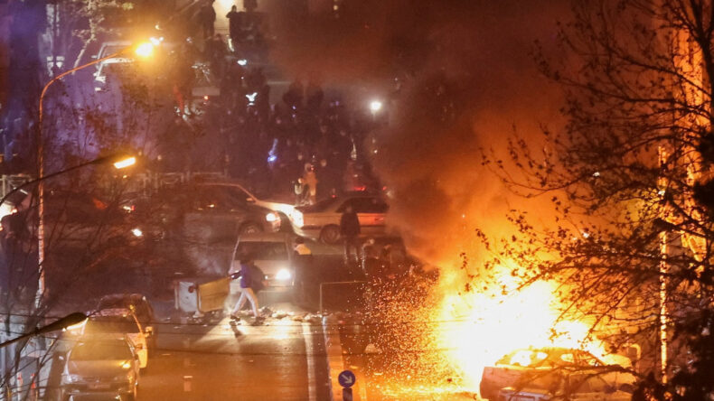 İran, Protestolar Sürecinde Ölenlerin Sayısını Duyurdu