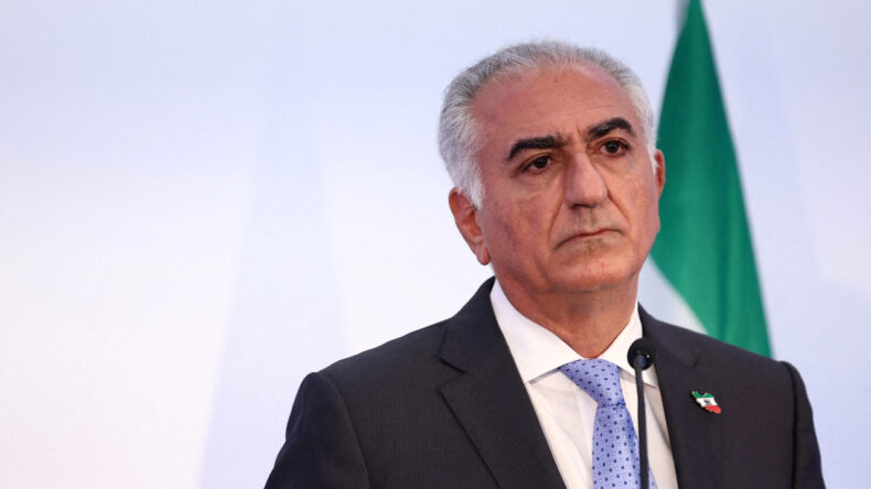 İran'da Bilanço Ağırlaşıyor: Devrik Şahın Sürgündeki Oğlundan Dikkat Çeken Açıklamalar