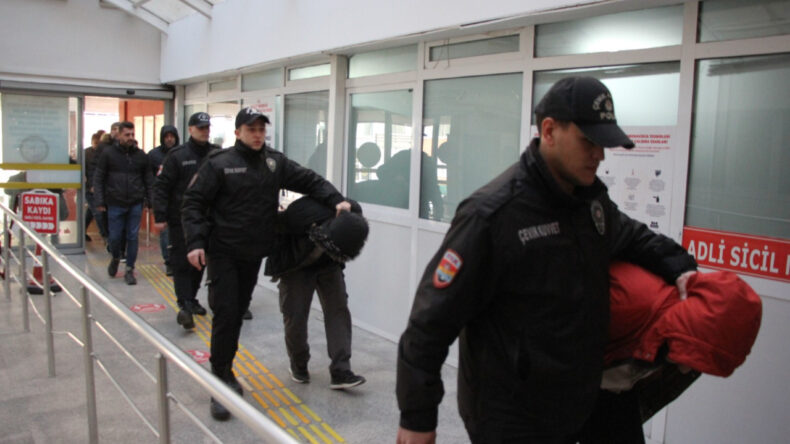 IŞİD Ş&uuml;phelileri Adliyeye Sevk Edildi