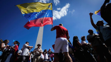 İspanya ve Fransa'dan Maduro &Uuml;zerine A&ccedil;ıklamalar